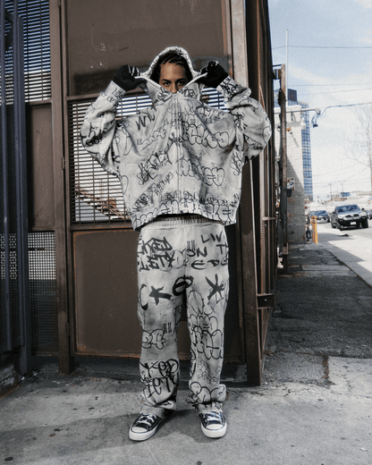 GRAFFITI SWEATPANTS - GREY